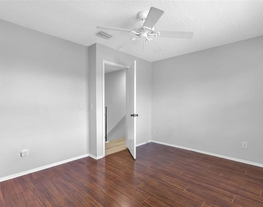 2037 Waterleaf Street - Photo Thumbnail 23