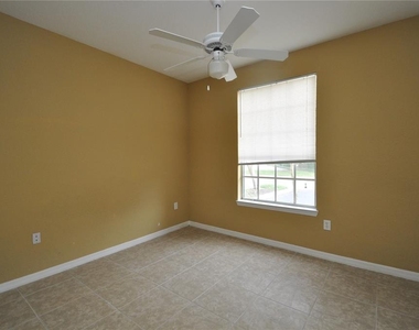 864 Grand Regency Point - Photo Thumbnail 7