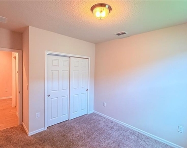 702 Alta Vista Court - Photo Thumbnail 11