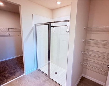 702 Alta Vista Court - Photo Thumbnail 17