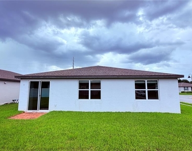 702 Alta Vista Court - Photo Thumbnail 24