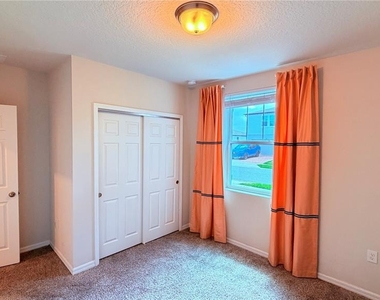 702 Alta Vista Court - Photo Thumbnail 10