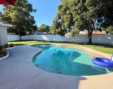 281 Reider Avenue - Photo Thumbnail 19