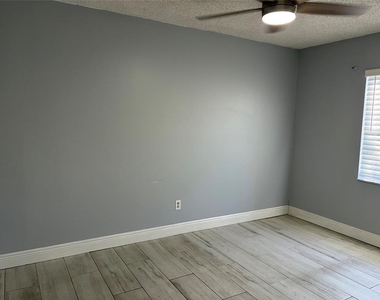 281 Reider Avenue - Photo Thumbnail 11
