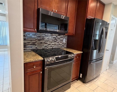 281 Reider Avenue - Photo Thumbnail 8