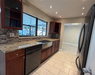 281 Reider Avenue - Photo Thumbnail 6