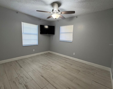 281 Reider Avenue - Photo Thumbnail 13