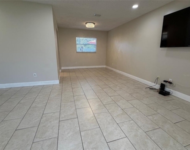 281 Reider Avenue - Photo Thumbnail 4
