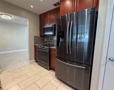 281 Reider Avenue - Photo Thumbnail 7