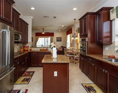 2831 Scenic Lane - Photo Thumbnail 2