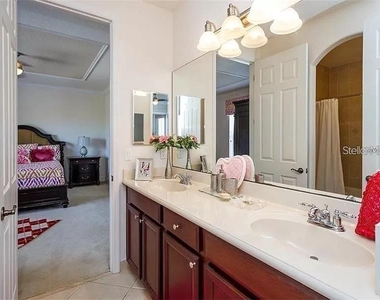 2831 Scenic Lane - Photo Thumbnail 20
