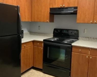 300 E South Street - Photo Thumbnail 4