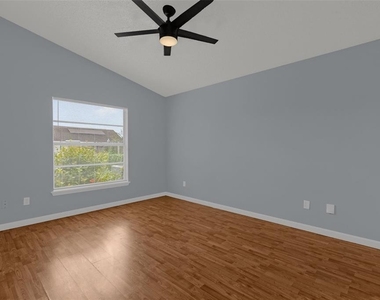 9928 Dean Cove Lane - Photo Thumbnail 20