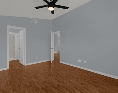 9928 Dean Cove Lane - Photo Thumbnail 21