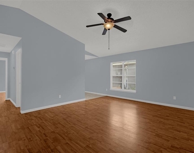 9928 Dean Cove Lane - Photo Thumbnail 2