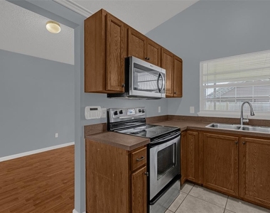9928 Dean Cove Lane - Photo Thumbnail 9