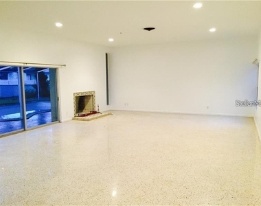 4161 39th Street S - Photo Thumbnail 4
