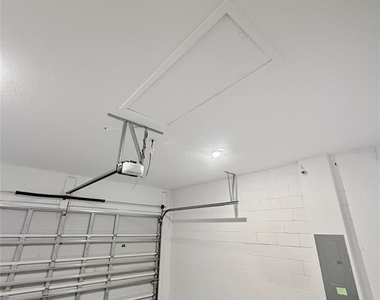 717 Robin Court - Photo Thumbnail 47