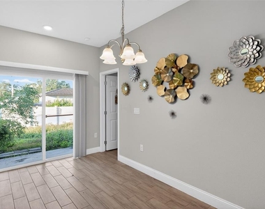 717 Robin Court - Photo Thumbnail 27