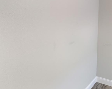 717 Robin Court - Photo Thumbnail 31
