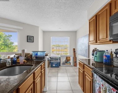 1065 S Hiawassee Road - Photo Thumbnail 12