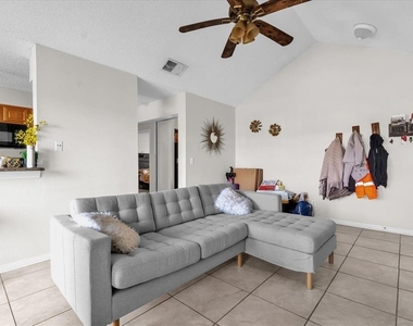 1065 S Hiawassee Road - Photo Thumbnail 9