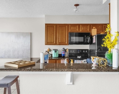 1065 S Hiawassee Road - Photo Thumbnail 13