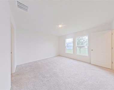 1234 Chester Avenue - Photo Thumbnail 10