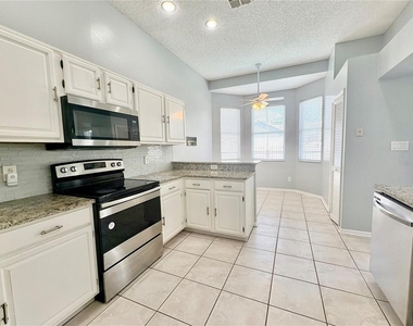 14793 Lone Eagle Drive - Photo Thumbnail 2