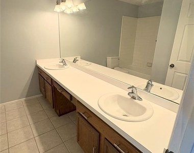 14793 Lone Eagle Drive - Photo Thumbnail 7