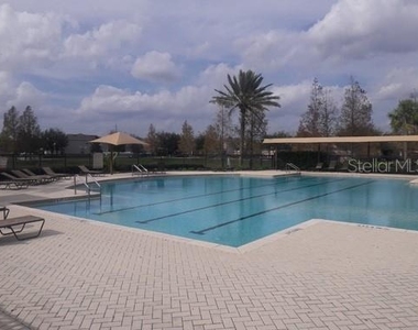 8128 Jailene Drive - Photo Thumbnail 12