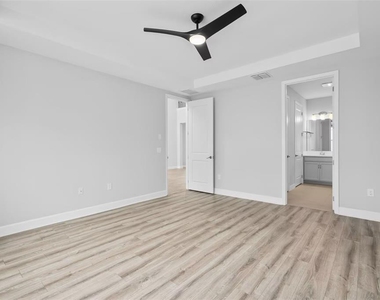1369 Blue Stem Lane - Photo Thumbnail 15