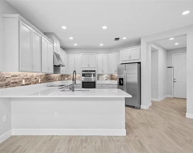1369 Blue Stem Lane - Photo Thumbnail 5