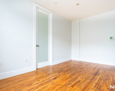 6803 3rd Avenue - Photo Thumbnail 11