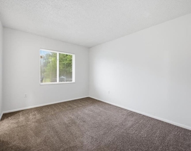 12216 Eastcove Drive - Photo Thumbnail 10