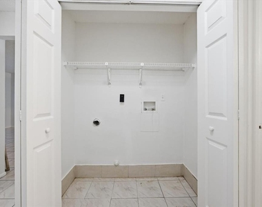 12214 Eastcove Drive - Photo Thumbnail 11