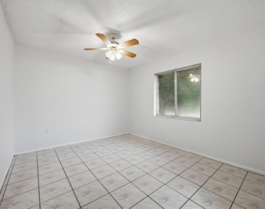 12214 Eastcove Drive - Photo Thumbnail 7