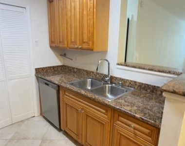 4364 S Kirkman Road - Photo Thumbnail 4