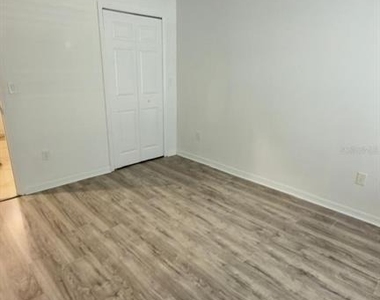 4364 S Kirkman Road - Photo Thumbnail 11