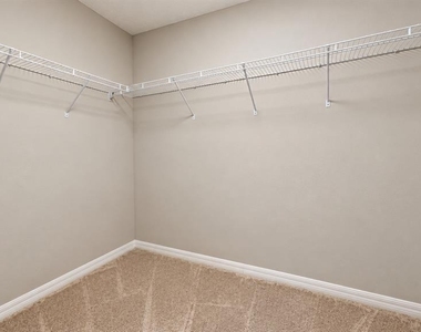 13706 Beckman Drive - Photo Thumbnail 24