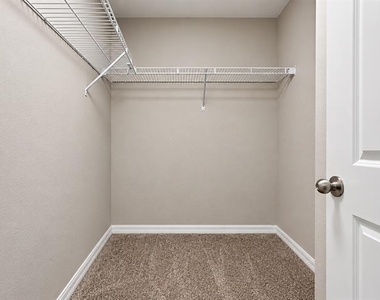 13706 Beckman Drive - Photo Thumbnail 21