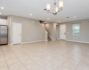 13706 Beckman Drive - Photo Thumbnail 11