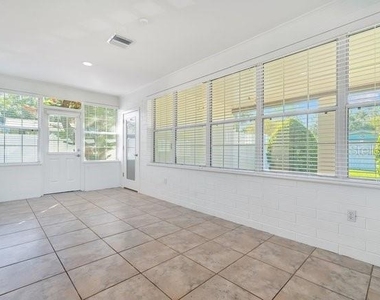 3800 Bobolink Lane - Photo Thumbnail 13