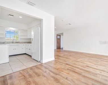 3800 Bobolink Lane - Photo Thumbnail 3