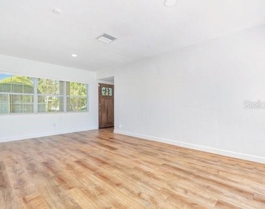 3800 Bobolink Lane - Photo Thumbnail 2