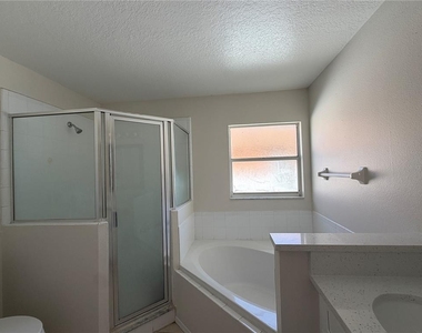 6739 Forsyth Oak Court - Photo Thumbnail 18