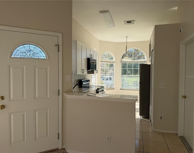 6739 Forsyth Oak Court - Photo Thumbnail 2