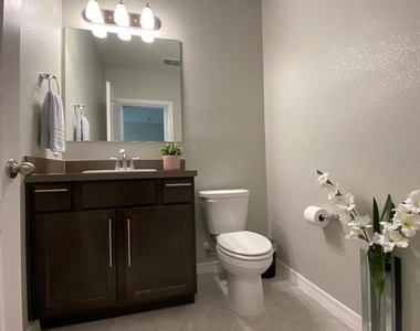 4796 Coral Castle Drive - Photo Thumbnail 10