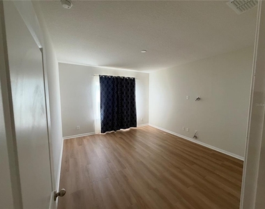 2268 Tudor Rose Drive - Photo Thumbnail 7