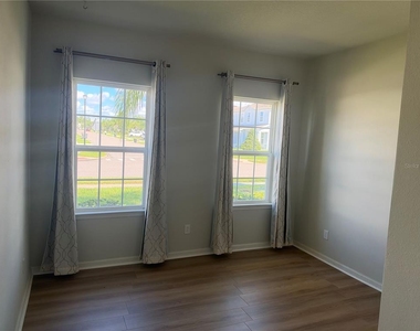 2268 Tudor Rose Drive - Photo Thumbnail 15
